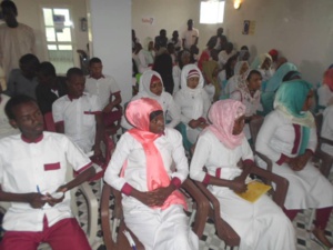 image des lycéens lors d'une journée d'échanges au CEDPE image des lycéens lors d'une journée d'échanges au CEDPE