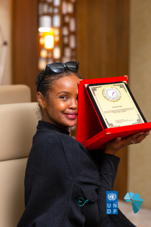 L e CEDPE décerne un Prix  à Elman Peace Center