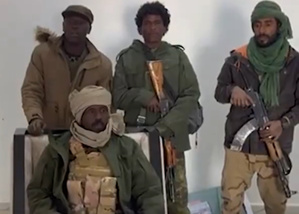 Libye: Un groupe rebelle déclare contrôler et fermer la frontière avec le Niger et le Soudan Libye: Un groupe rebelle déclare contrôler et fermer la frontière avec le Niger et le Soudan