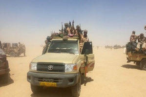 L'armée tchadienne franchit la frontière soudanaise