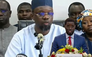 La politique sénégalaise semble désormais se diriger vers une crise profonde. La politique sénégalaise semble désormais se diriger vers une crise profonde.