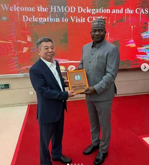 Le ministre Musa visite le CETC (Source : Instagram) Le ministre Musa visite le CETC (Source : Instagram)