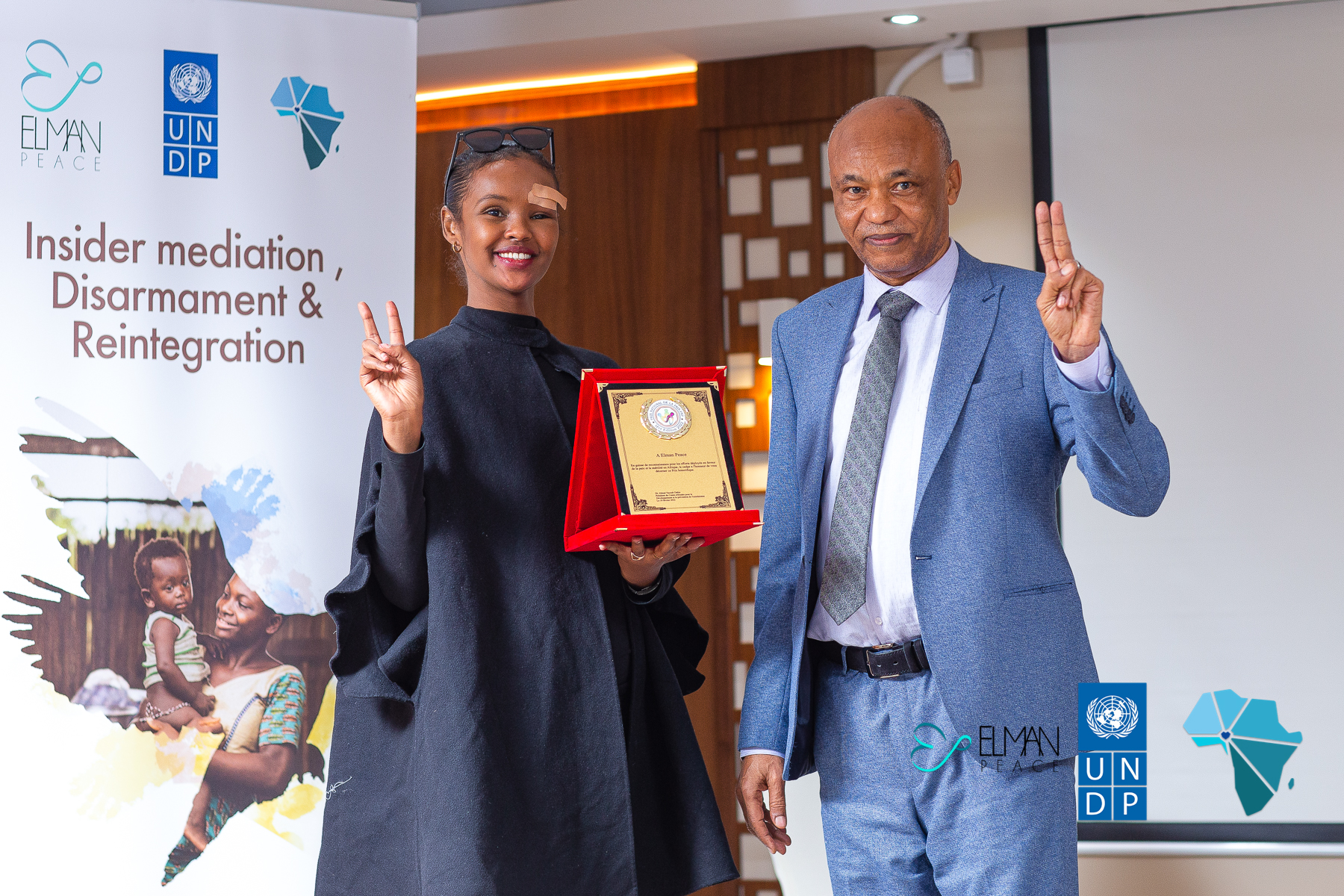 L e CEDPE décerne un Prix  à Elman Peace Center