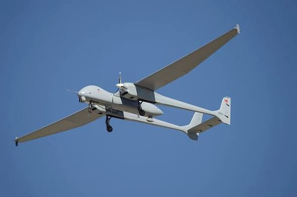 Qui a bombardé Tiné-Tchad ?