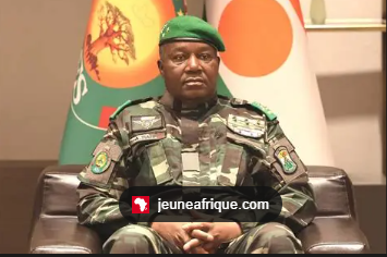 Le chef de la junte militaire au Niger accuse la France et l’Ukraine de soutenir les djihadistes