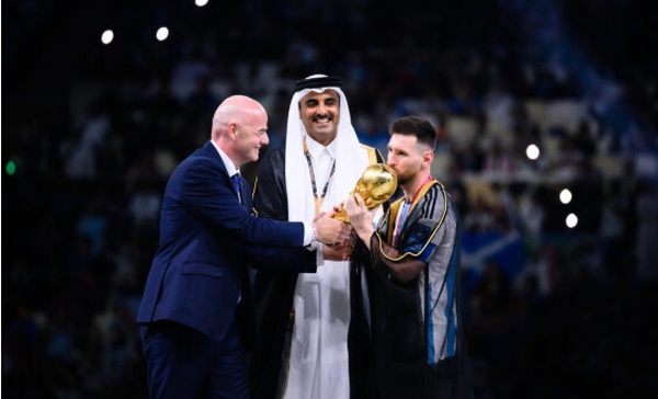 Pourquoi les Autocrates aiment la Coupe du Monde