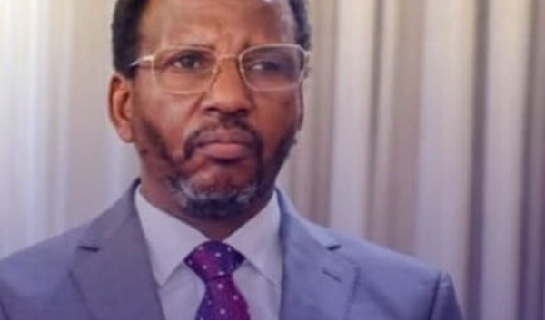 Tchad : Ousmane Dillo à Paris, Djougourou accuse, le malaise militaire s’installe-t-il autour de Kaka ?
